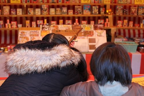 射的に必死なわが子たち 射的に必死なわが子たち